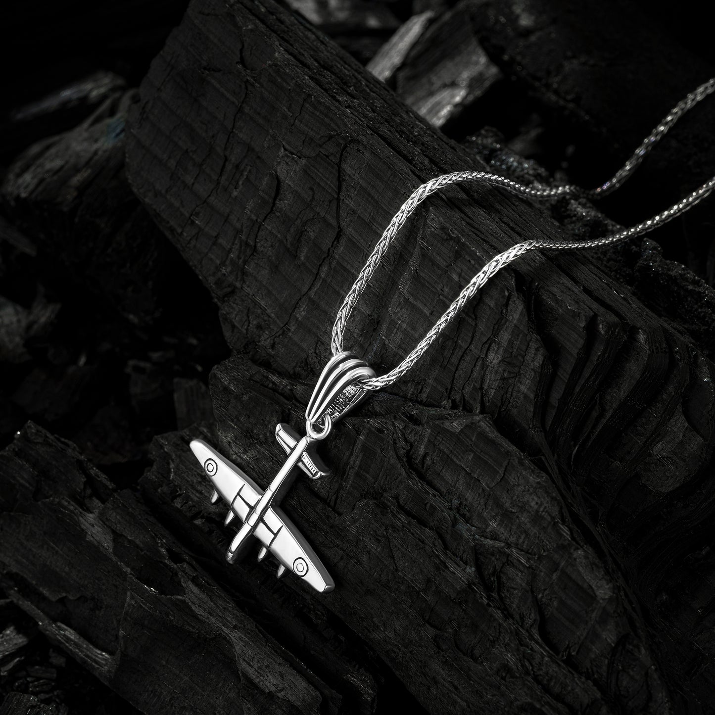 Uçak Figürlü Erkek Kolye