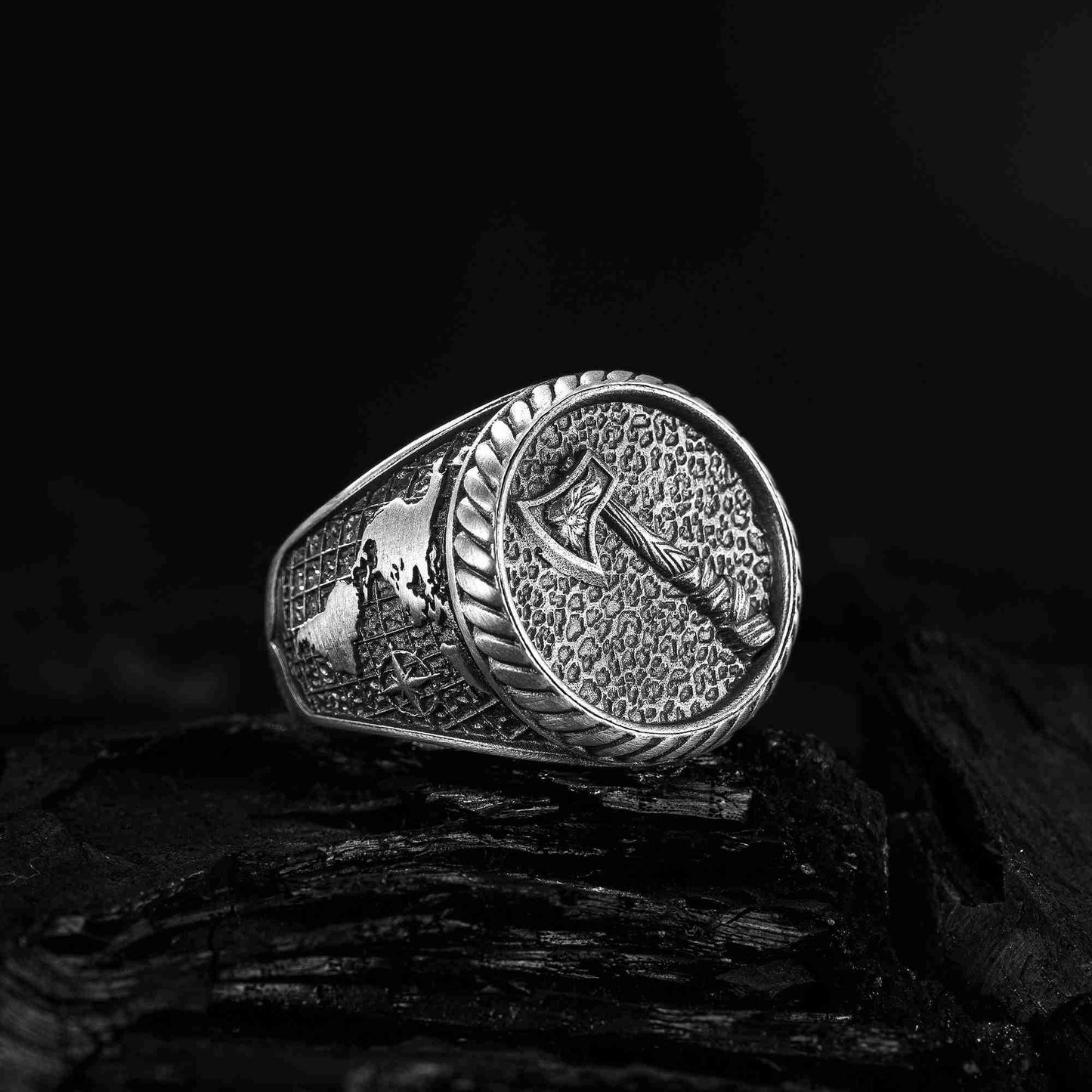 Viking Baltası Erkek Yüzük,925 Ayar Gümüş Balta Yüzük